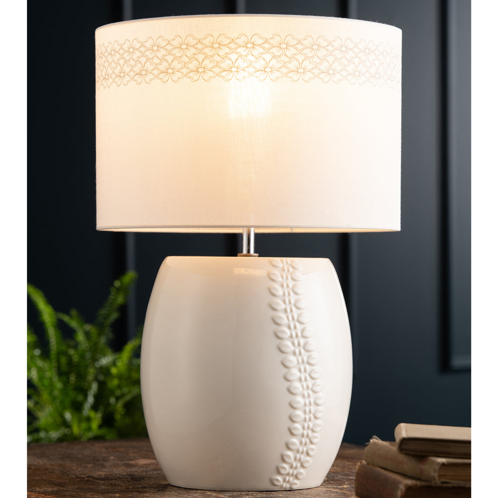 Belleek Living Petal Lamp