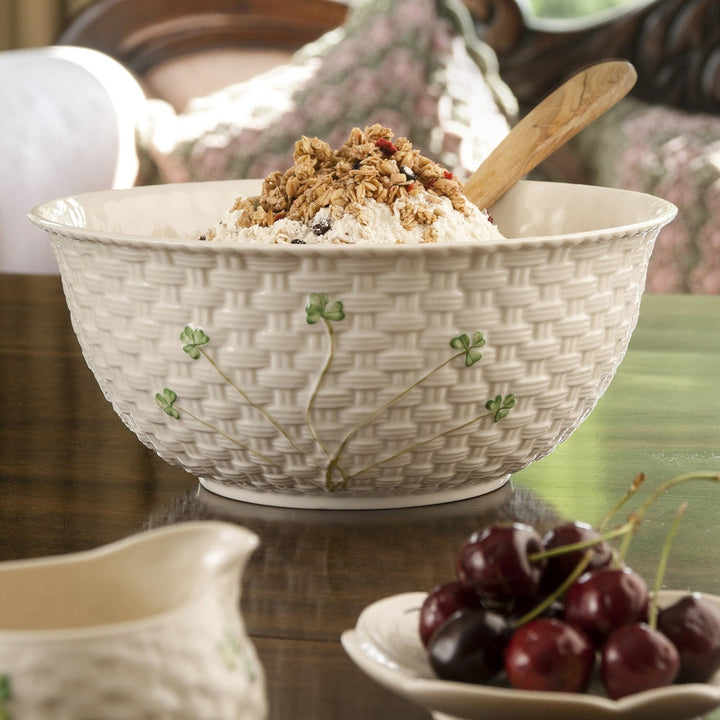 Belleek Classic 1880 - Gold Shamrock 6" Bowl