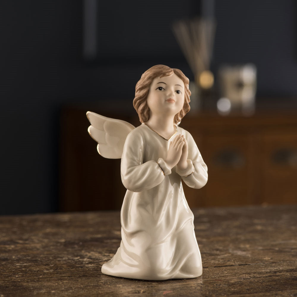 Belleek Living Angel of Worship